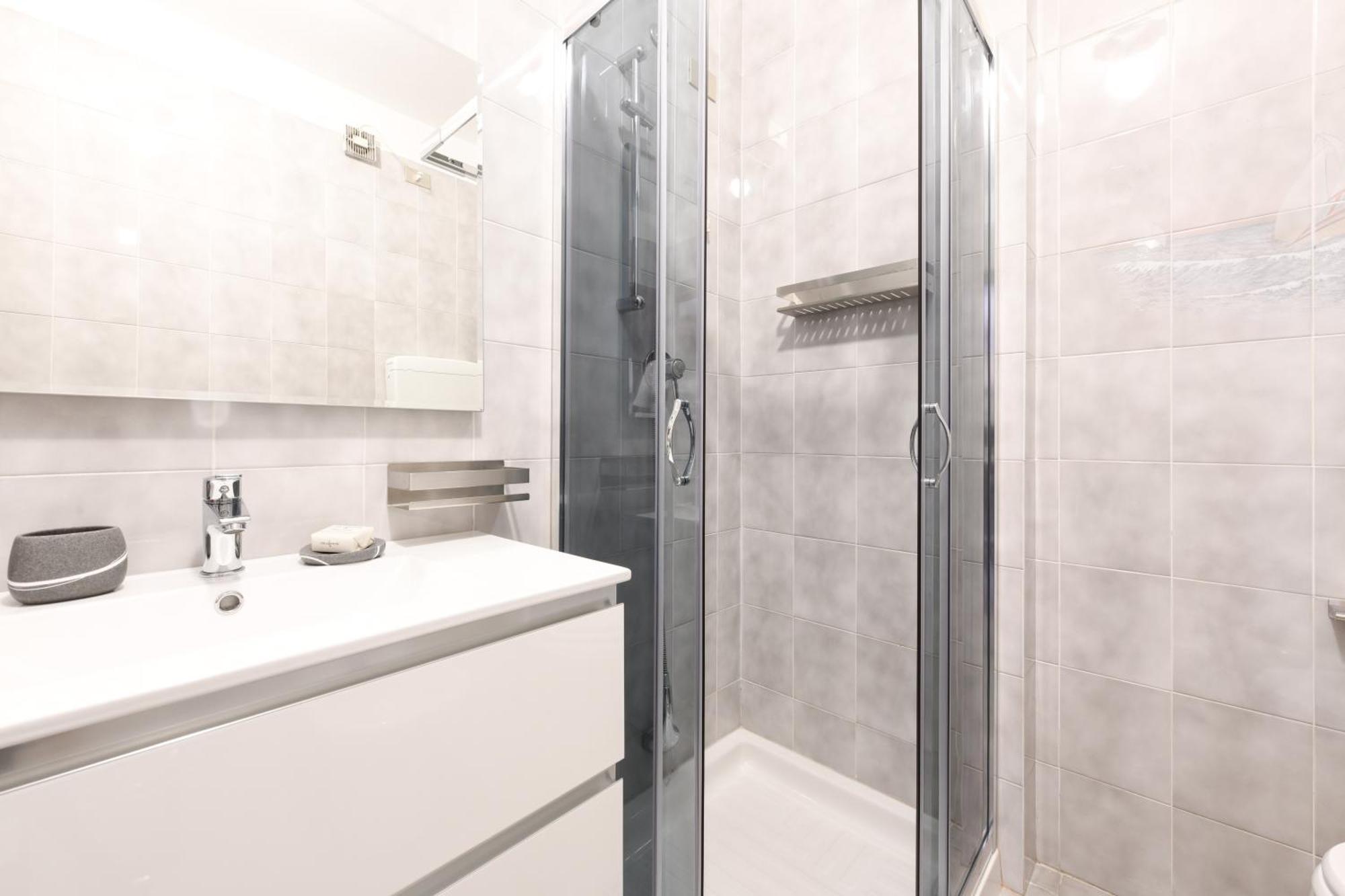 Breeze Apartment Дезенцано-дель-Гарда Екстер'єр фото